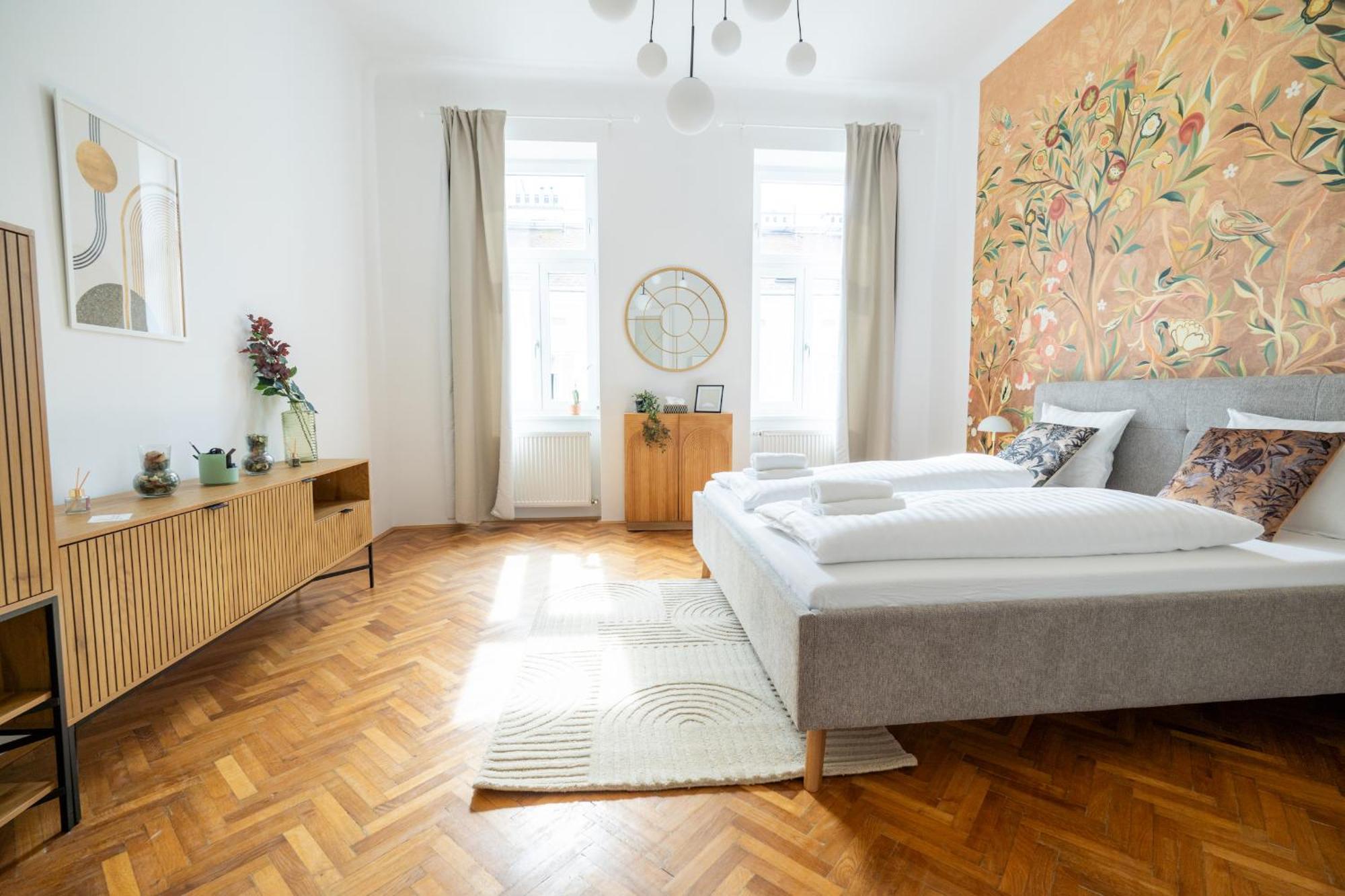 4ty3 - Franz Josef Is Calling * Vienna