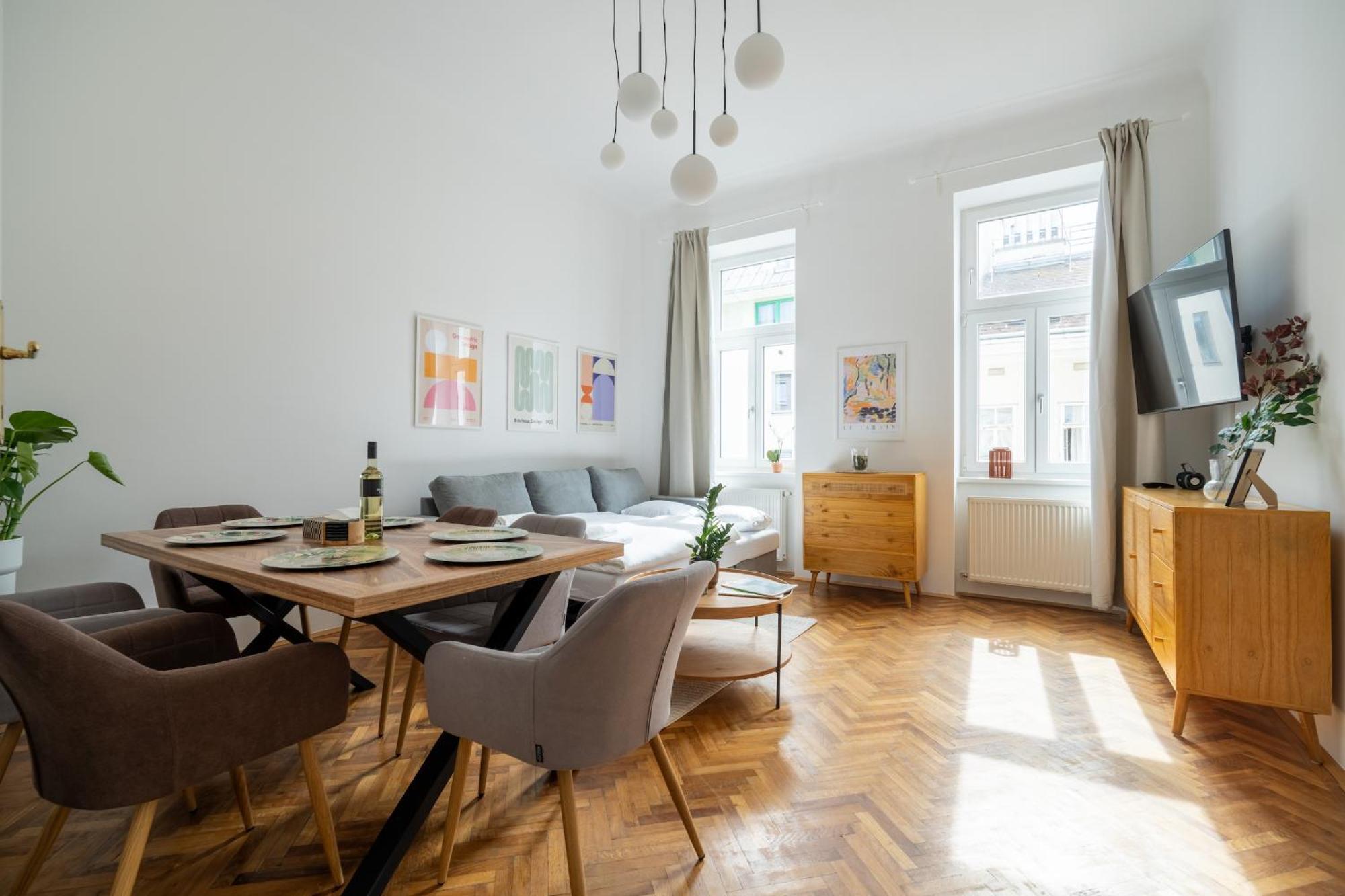Apartment 4ty3 - Franz Josef Is Calling Vienna