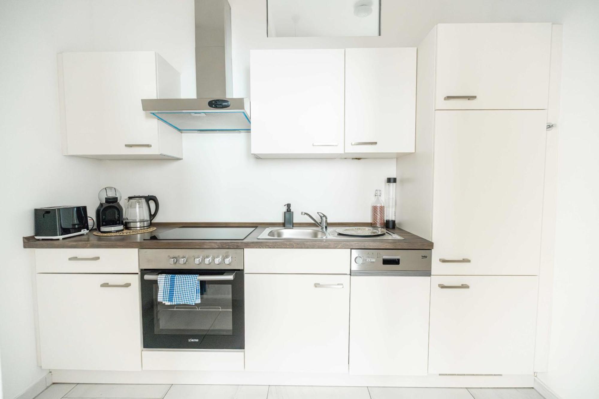 Apartment 4ty3 - Franz Josef Is Calling Vienna