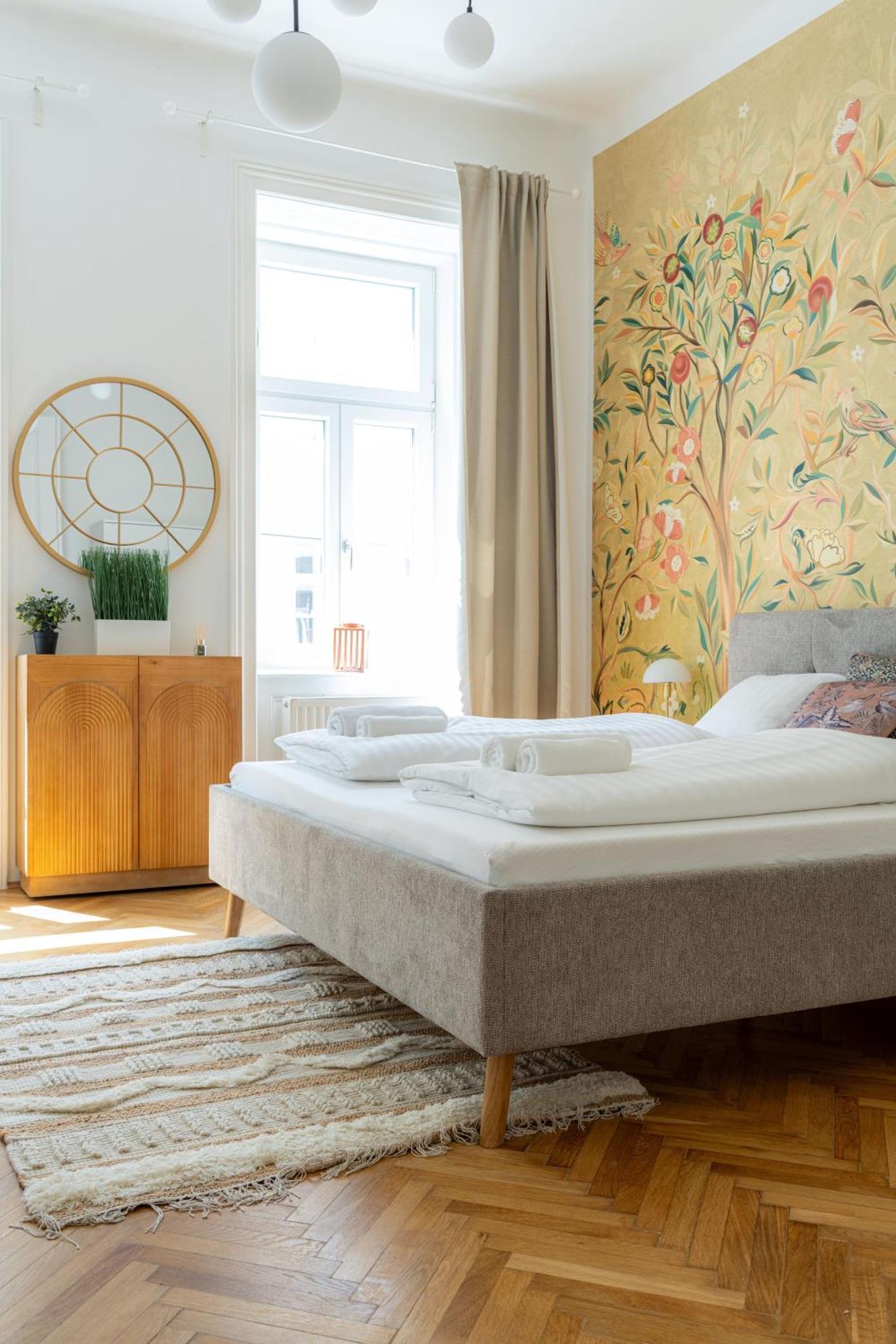 Apartment 4ty3 - Franz Josef Is Calling Vienna
